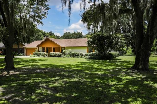 1011 Rustic Ln, Lakeland, FL 33811-2314