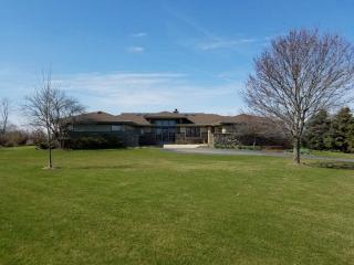 7675 Leta Way, Madison, WI 53593-8631
