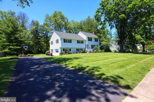 269 Shadybrook Ln, Princeton NJ  08540-4137 exterior