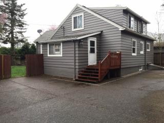 22211 Dewey Dr, Sherwood, OR 97140-8256