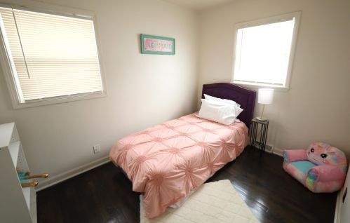 4686 84, Milwaukee WI 53228-2904 exterior