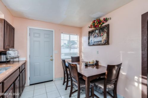 208 Palmdale St, Tucson AZ  85714-1439 exterior