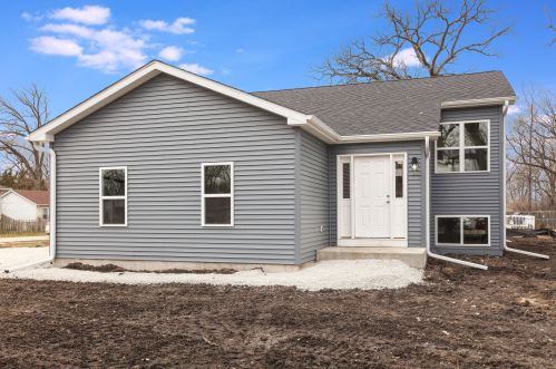 3501 Harrison St, Kansasville, WI 53139-3406