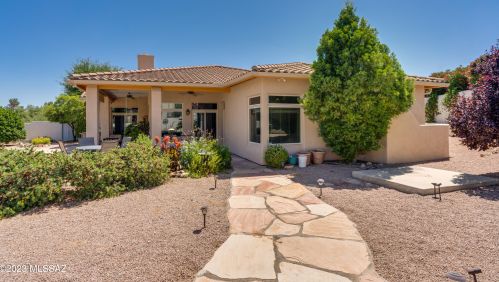 2926 Fairway View Cir, Tucson, AZ 85742-9759