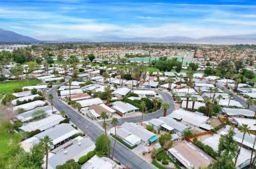 502 Cerritos Way, Cathedral City CA  92234-1617 exterior