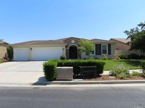 10303 Vale Royale Dr, Bakersfield, CA 93306-7432