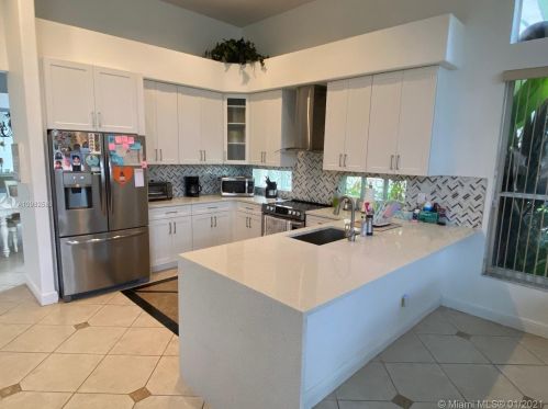 3438 175th Ave, Hollywood, FL 33029-1603