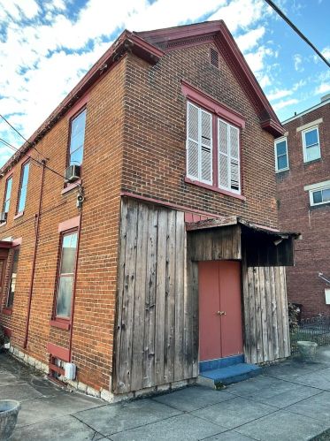 9 Southern Ave, Covington, KY 41015-1491