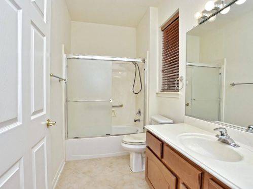 128 Enchanted Dr, Georgetown TX 78633-4534 exterior