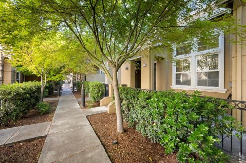 2119 Winepol Loop, San Jose, CA 95125-6640