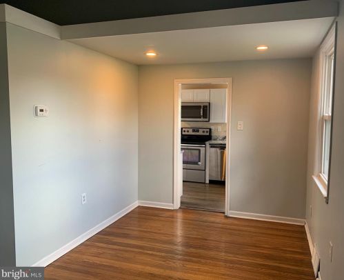 653 Gulph Rd, Norristown PA  19406-3704 exterior