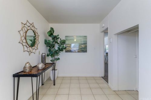 9122 Olive St, Bellflower CA  90706-4518 exterior