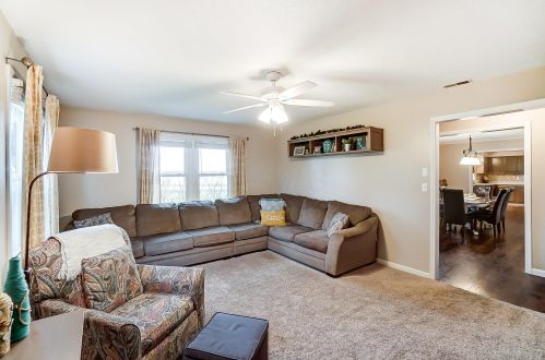 5174 Washington Waterloo Rd, Washington Ch OH  43160-8719 exterior