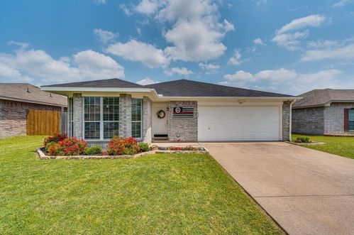 109 Breanna Way, Waxahachie, TX 75165-6156