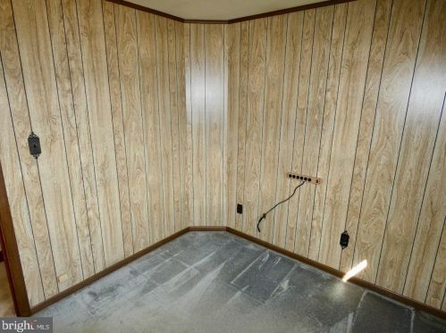 2219 Henlopen Ave, Wilmington DE  19804-3621 exterior