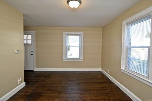 42 Southwick Ave, Waterbury, CT 06705-1232