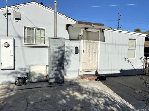 5931 Orange Ave, Long Beach CA  90805-3553 exterior