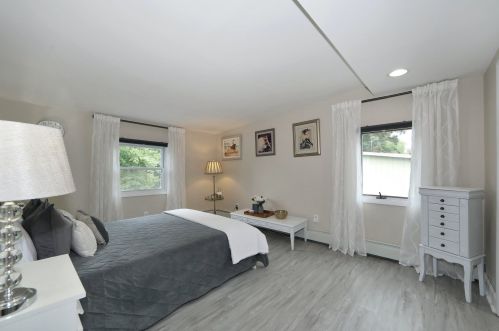 12 River Rd, Oakland NJ  07436-1929 exterior
