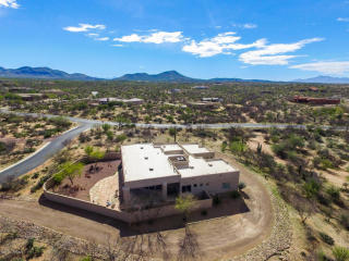 8692 Tumbling H Ranch Pl, Santa Rita, AZ 85641-8929