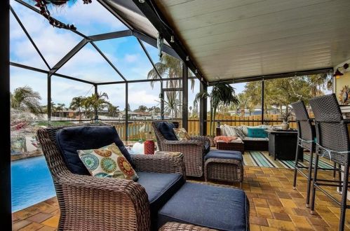 4046 Floramar Ter, New Port Richey FL 34652-3167 exterior