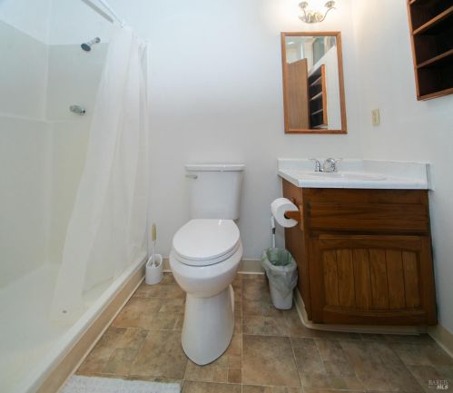 24150 Birch Pl, Willits CA  95490-9509 exterior