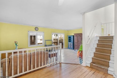 21 Sherwood Ct, Flemington, NJ 08822-6813