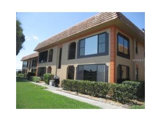 10120 Seminole Island Dr, Largo, FL 33773-4117