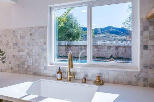 30510 Passageway Pl, Calabasas CA  91301-2033 exterior