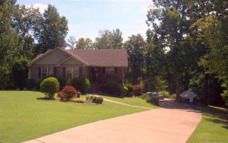 116 Squirrel Dr, Fort Donelson National Milit, TN 37058-3348
