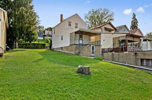 822 Shady Ave, North Charleroi PA  15022-1860 exterior