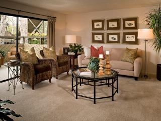 922 Baywood Dr, Newport Beach CA  92660-7148 exterior