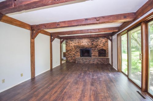 884 Golf Vu Dr, Fond Du Lac, WI 54935-6415