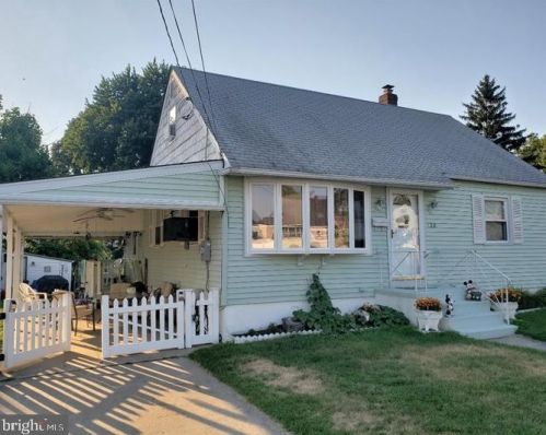 128 Bergen St, Gloucester NJ  08031-2702 exterior