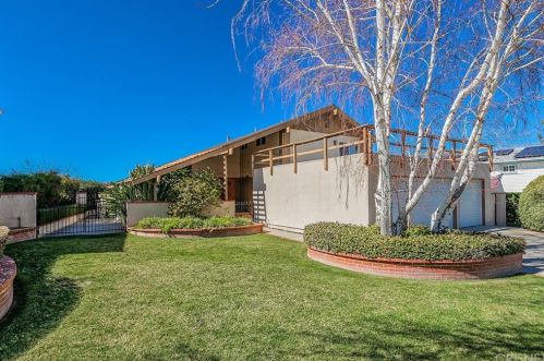 25561 Mountain Pass Rd, Santa Clarita, CA 91321-2154