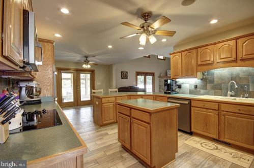 30637 Cypress Ln, Laurel DE  19956-3511 exterior