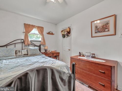 612 Beechwood Rd, Willow Grove PA  19090-1304 exterior