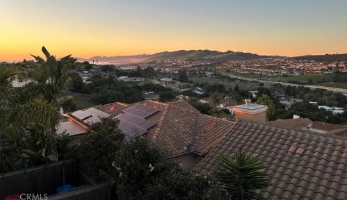 1539 Atlantic City Ave, Pismo Beach, CA 93433-1437