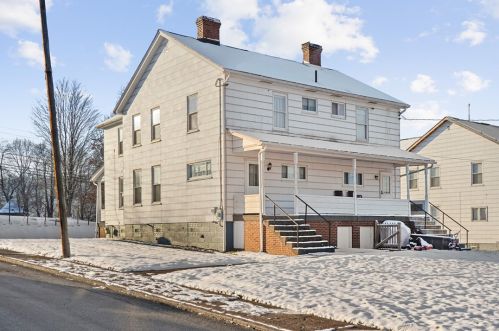 165 Main St, Smock, PA 15480-2001