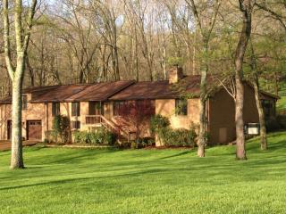 101 Fox Hill Ct, Franklin, TN 37069-4726