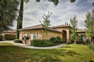 10108 Manhattan Dr, Bakersfield, CA 93312-5979