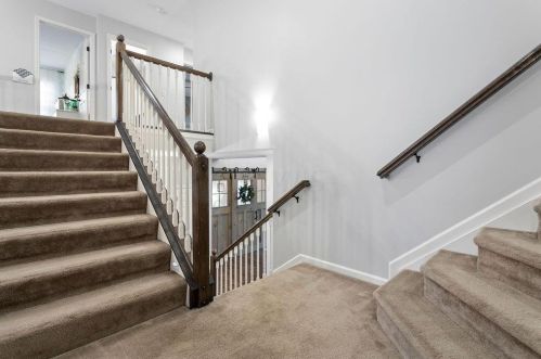 2856 Crosshurst Ct, Darbydale OH  43123-8087 exterior
