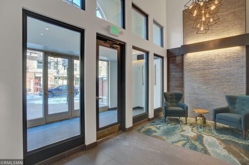 545 1st St, Minneapolis MN 55401-2404 exterior