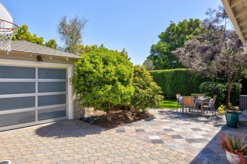 1846 Villa St, Mountain View CA  94041-1051 exterior