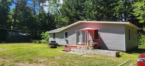 311 Flat Roof Mill Rd, Swanzey NH  03446-2707 exterior
