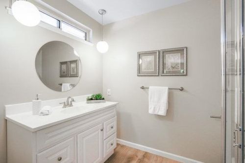 464 Yellowstone Dr, South San Francisco CA  94080-4235 exterior