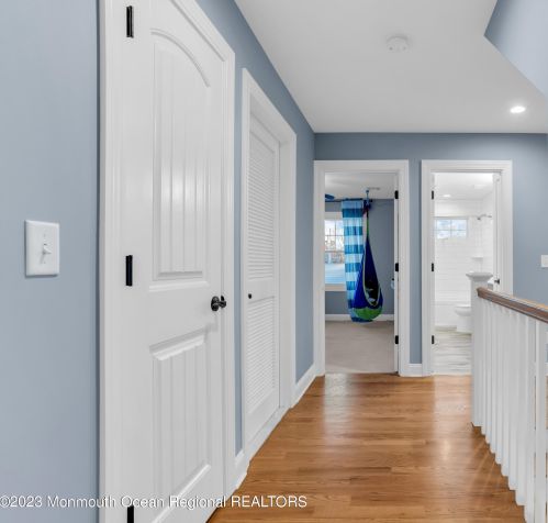 2427 Moore Ave, Point Pleasant Beach NJ  08742-3711 exterior