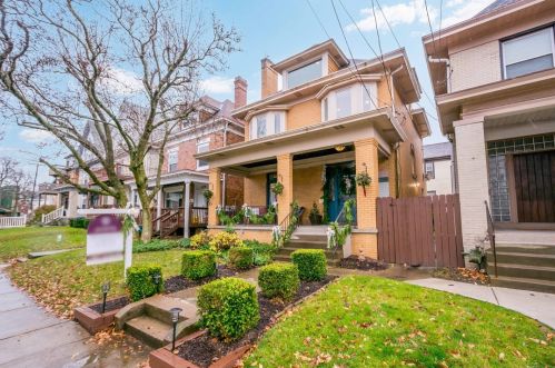 402 Bailey Ave, Pittsburgh, PA 15211-1710
