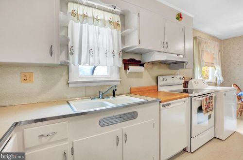 403 Clifton Rd, Lees Cross Roads PA  17257-8901 exterior