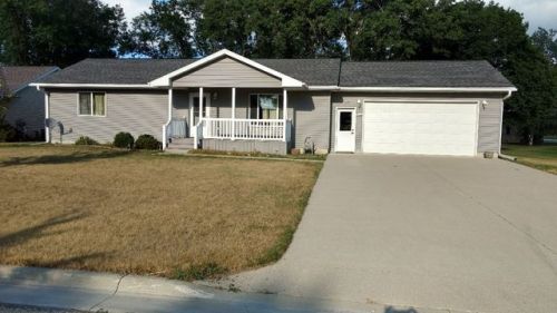 2404 Palmer St, Osgood, IA 50536-2342