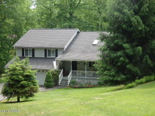 192 Water Forest Dr, Milford PA  18337-7568 exterior